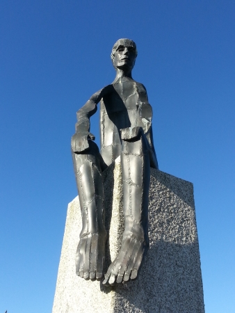 sculpture-roger-joncourt-pays-leonard-haut-leon-saint-pol-de-leon-nord-finistere-bretagne-france