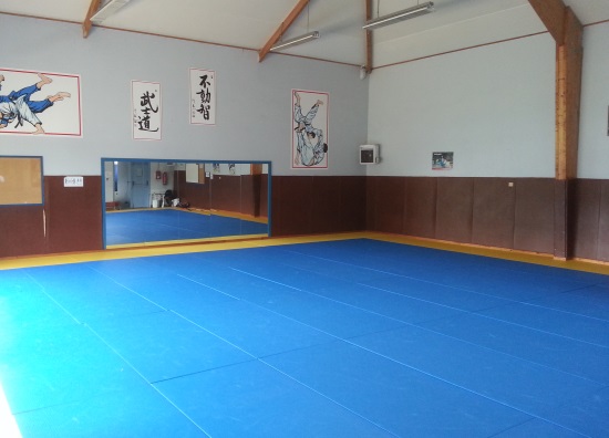 dojo-santec-qi-gong-meditation-respiration-relaxation-panier-du-bien-etre-saint-pol-de-leon-finistere-nord-bretagne