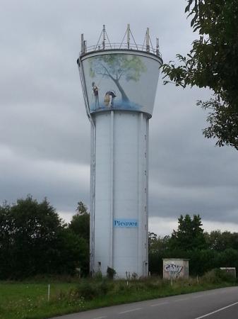 danger-ondes-telephonie-mobile-chateau-eau