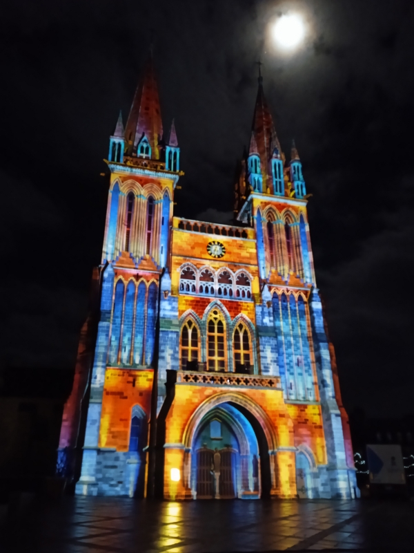 illuminations-Spectaculaires-Cathedrale-Saint-Pol-Aurelien-St-Pol-de-Leon-Noel-2022 5